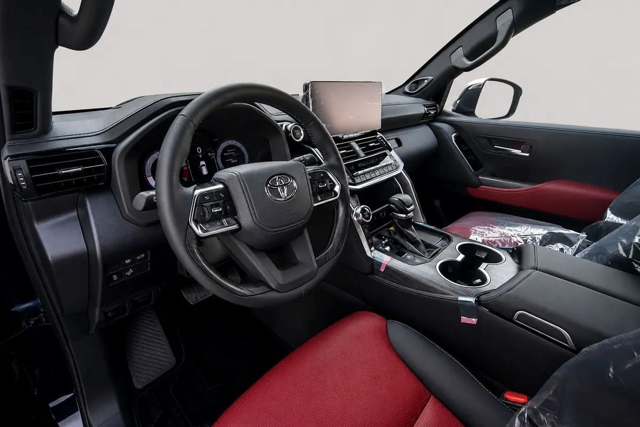 تويوتا لاند كروزر VXR - GCC Specs - Brand
