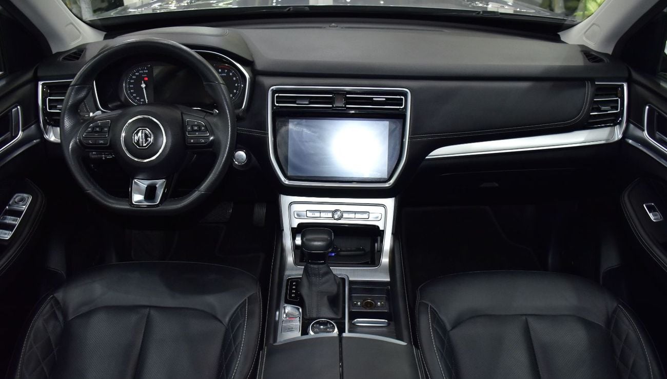 أم جي RX8 LUXURY عرض ممتاز لسيارة MG RX8 4WD 30T (موديل 2023) باللون الفضي بمواصفات خليجية