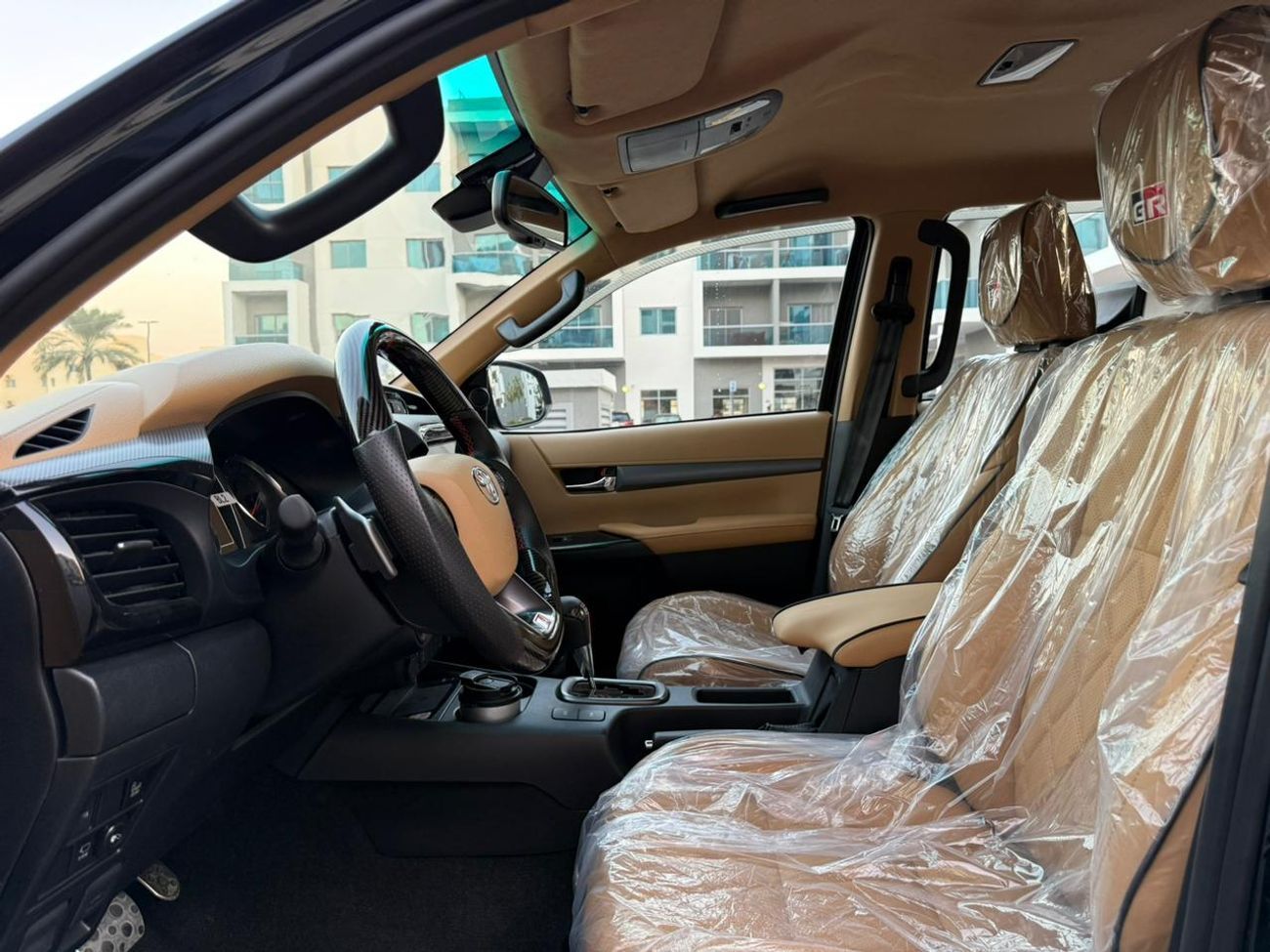 تويوتا هيلوكس 2.8L Special Edition A/T