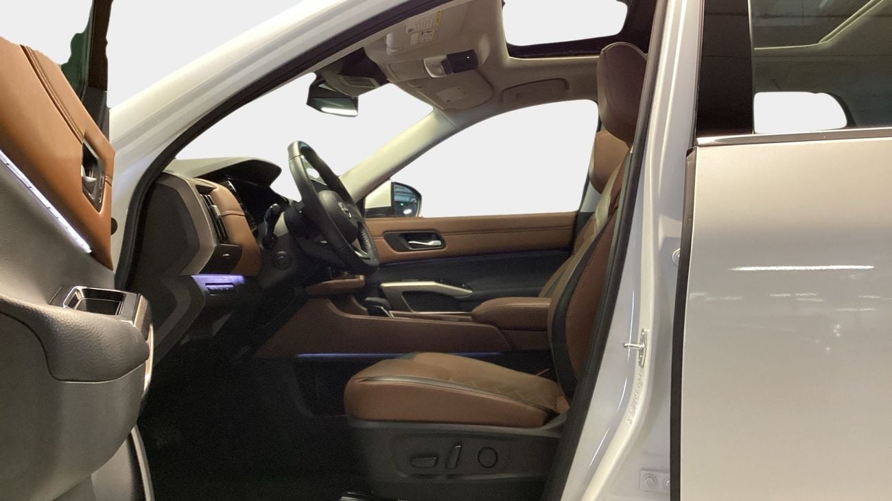 Nissan Pathfinder SL 3.5L (7 Seater) SL | Guaranteed Warranty | 0 Down Payment