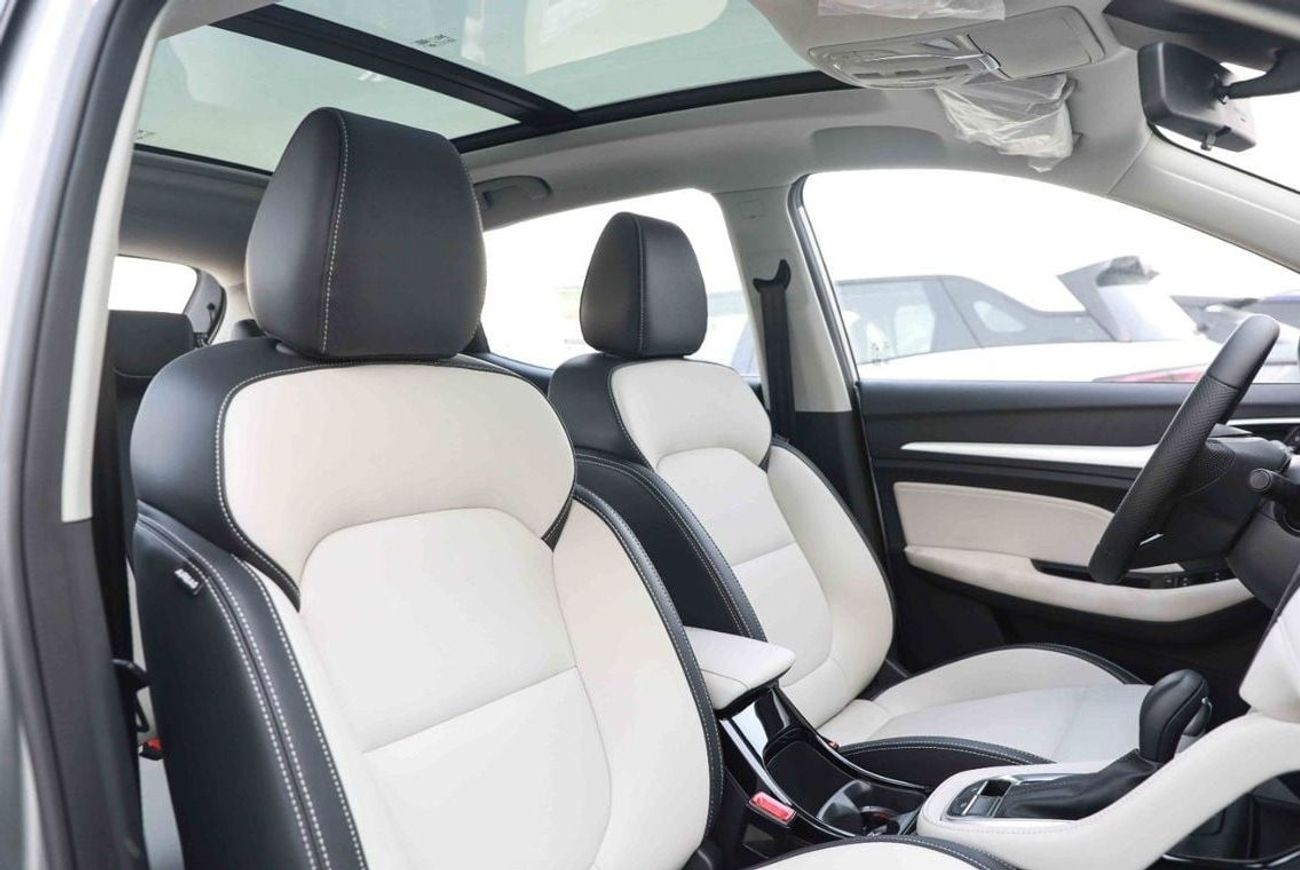 MG ZS 2025 MG ZS LUXURY 1.5 - WHITE inside BEIGE | Export Price