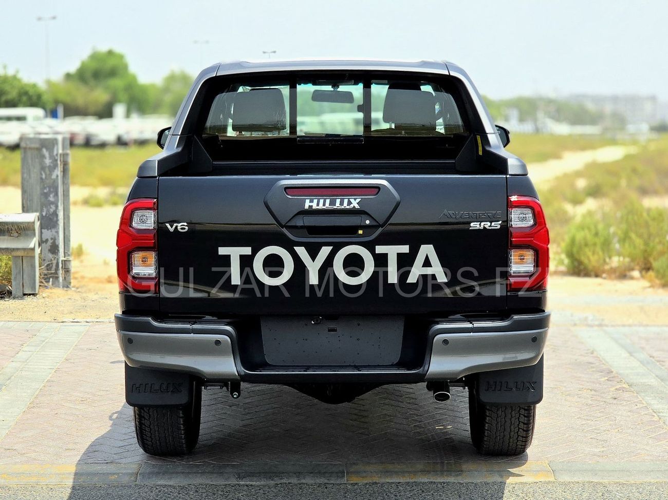 Toyota Hilux HILUX ADVENTURE PETROL 4.0L - FULL WITH COMPRESSOR - BLACK INSIDE BLACK - OMANI