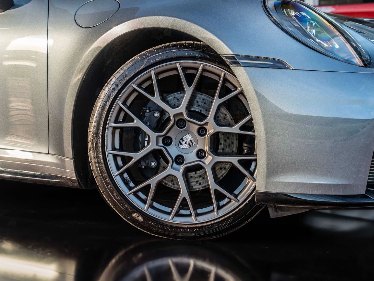 Porsche 911 Carrera 3.0L (444 HP) Coupe