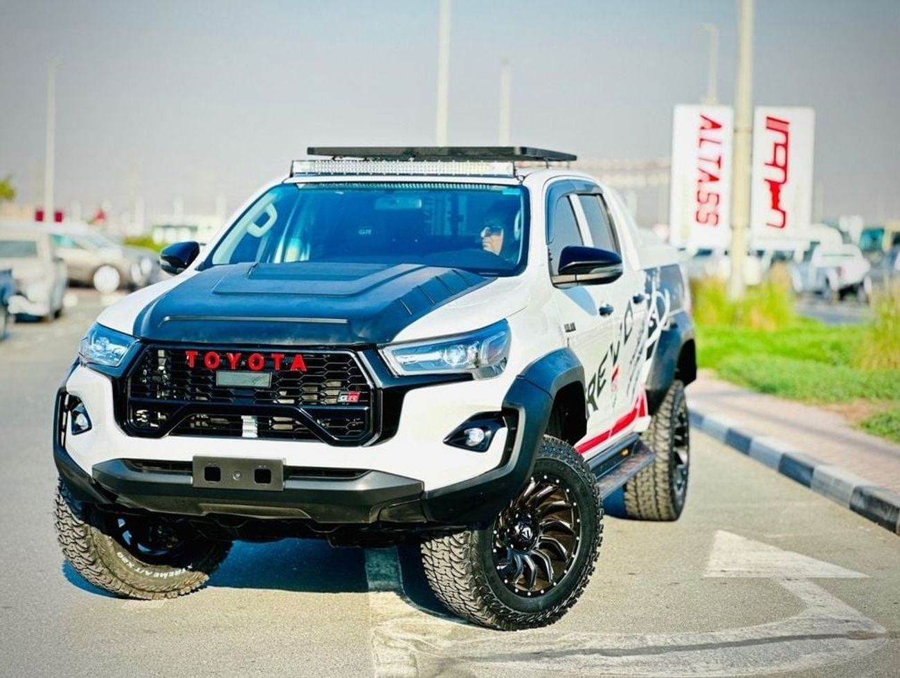 تويوتا هيلوكس 2021 Facelifted 2024 GR Monster DESIGN Full Option Top Of The Range