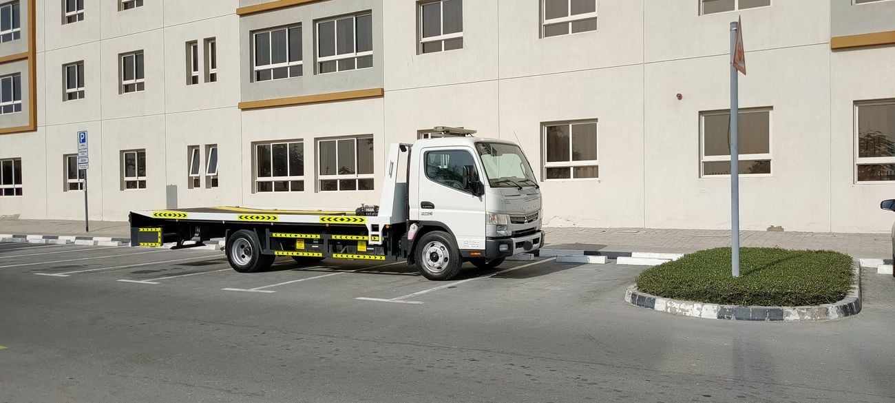 Mitsubishi Fuso Canter Mitsubishi Canter recovery