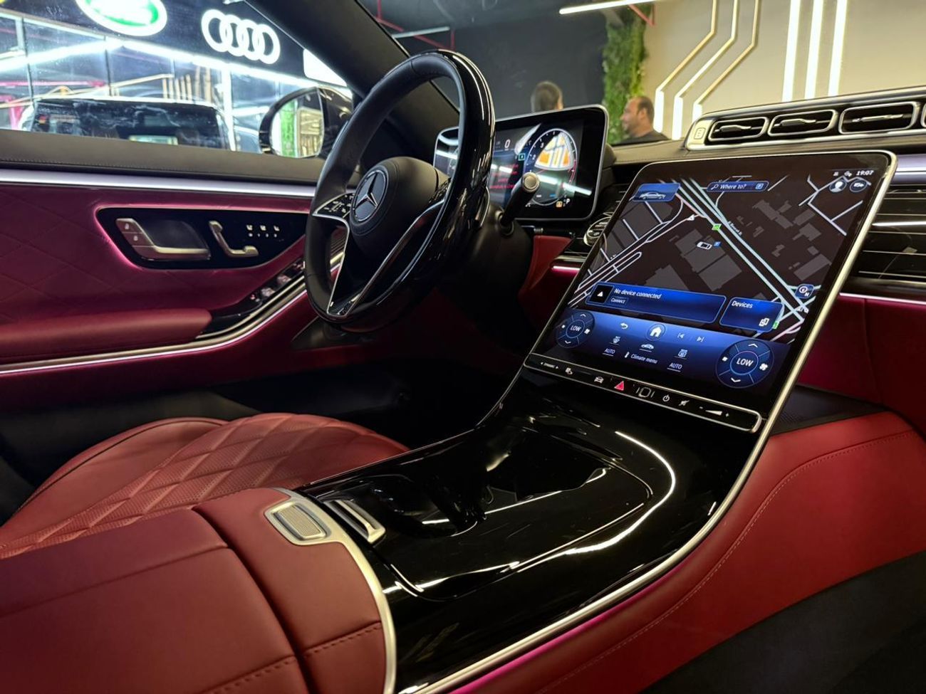 Mercedes-Benz S 500 4MATIC 3.0L 2025 Mercedes-Benz S 500L - GCC - 5 Years Agency Warranty - AMG Package