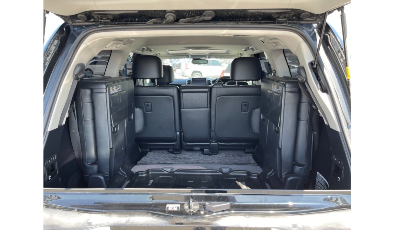 Toyota Land Cruiser Toyota Landcruiser ZX 2014 model petrol engine full option top of the Range