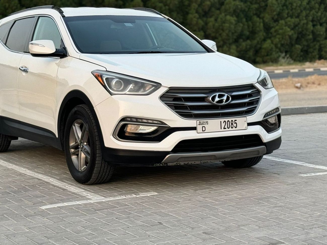 Hyundai Santa Fe GLS Top Very good condition inside and outside