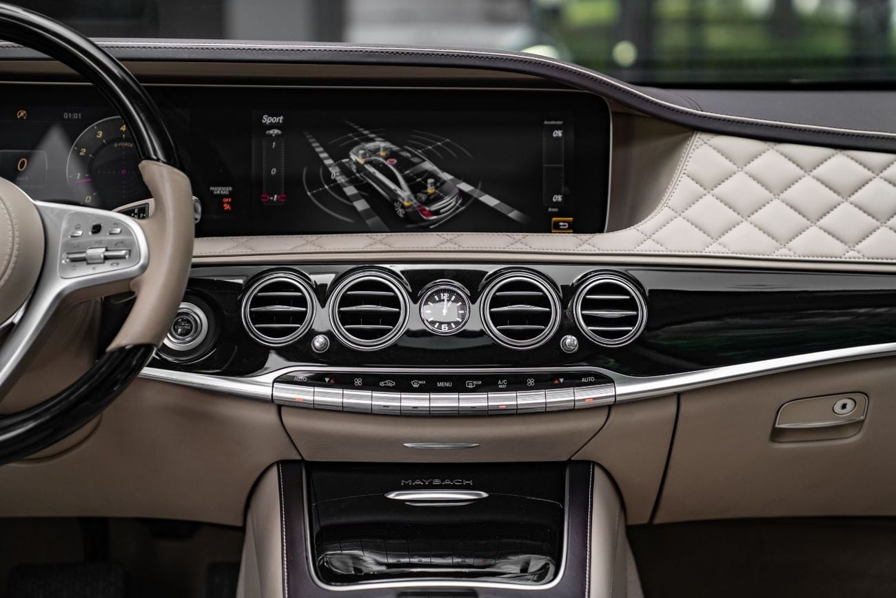 Mercedes Maybach S580 Maybach AMG clean title No Accident with Service History completely serviced and ready to go