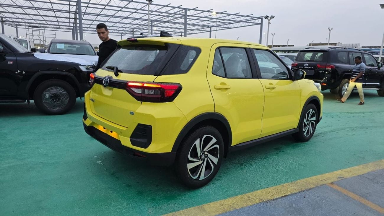 Toyota Raize TOYOTA RAIZE FULL OPTION GCC