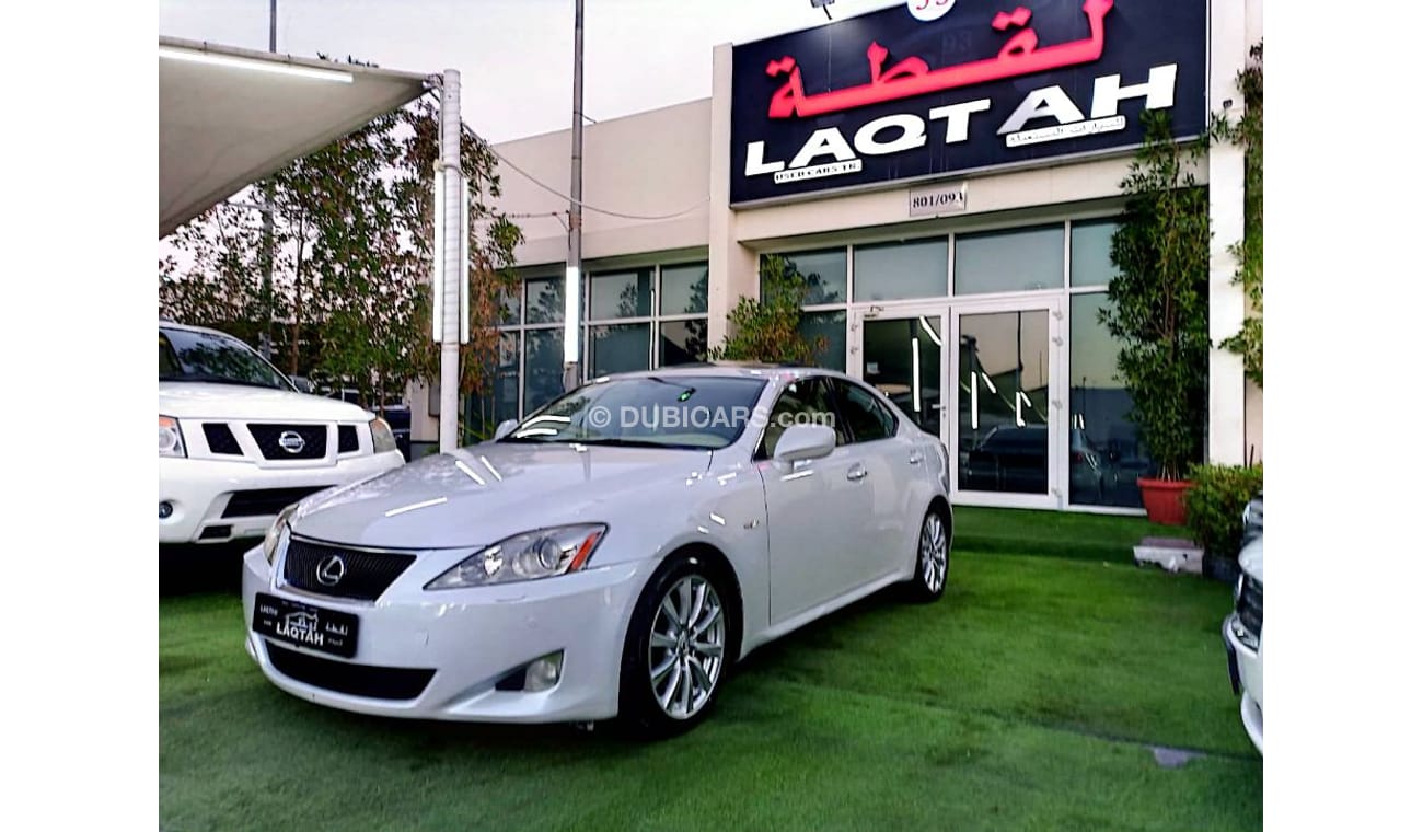 لكزس IS 300 خليجى موديل 2008 رقم واحد فتحة جلد رنجات حساسات بحالة ممتازة لاتحتاج لأى مصاريف