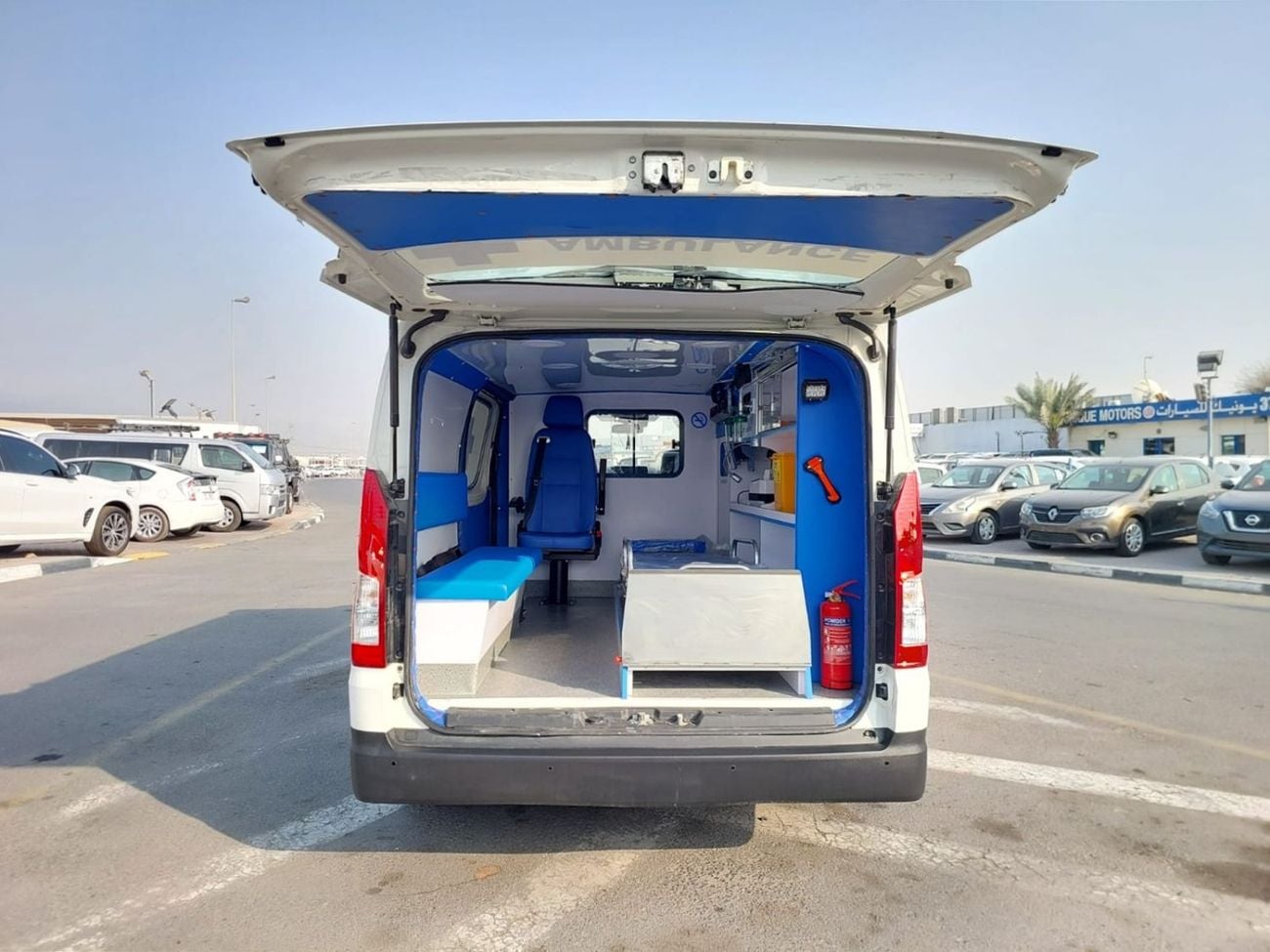 تويوتا هاياس TOYOTA HIACE COMMUTER AMBULANCE VAN RHD 2020 MODEL 2.8 L DIESEL AUTOMATIC(PM19152)