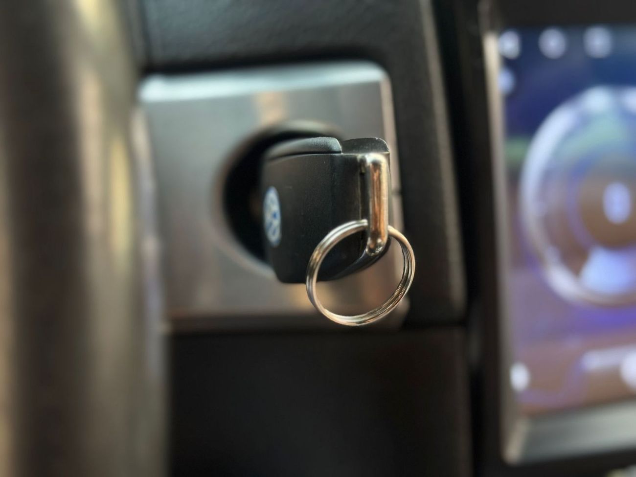 Volkswagen Touareg Volkswagen TOUAREG W12 4WD, W12 Petrol Engine,2005, Auto, Full Leather, Electric Seats, Bluetooth, C