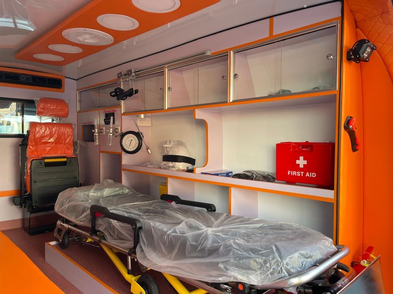 Toyota Hiace 2019 TOYOTA HIACE VAN AMBULANCE COMMUTER