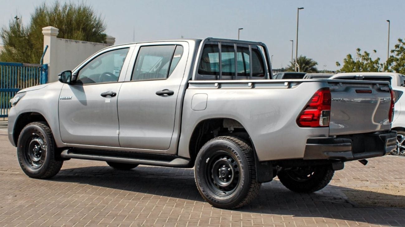 Toyota Hilux TOYOTA HILUX 2.4L (Export Only)