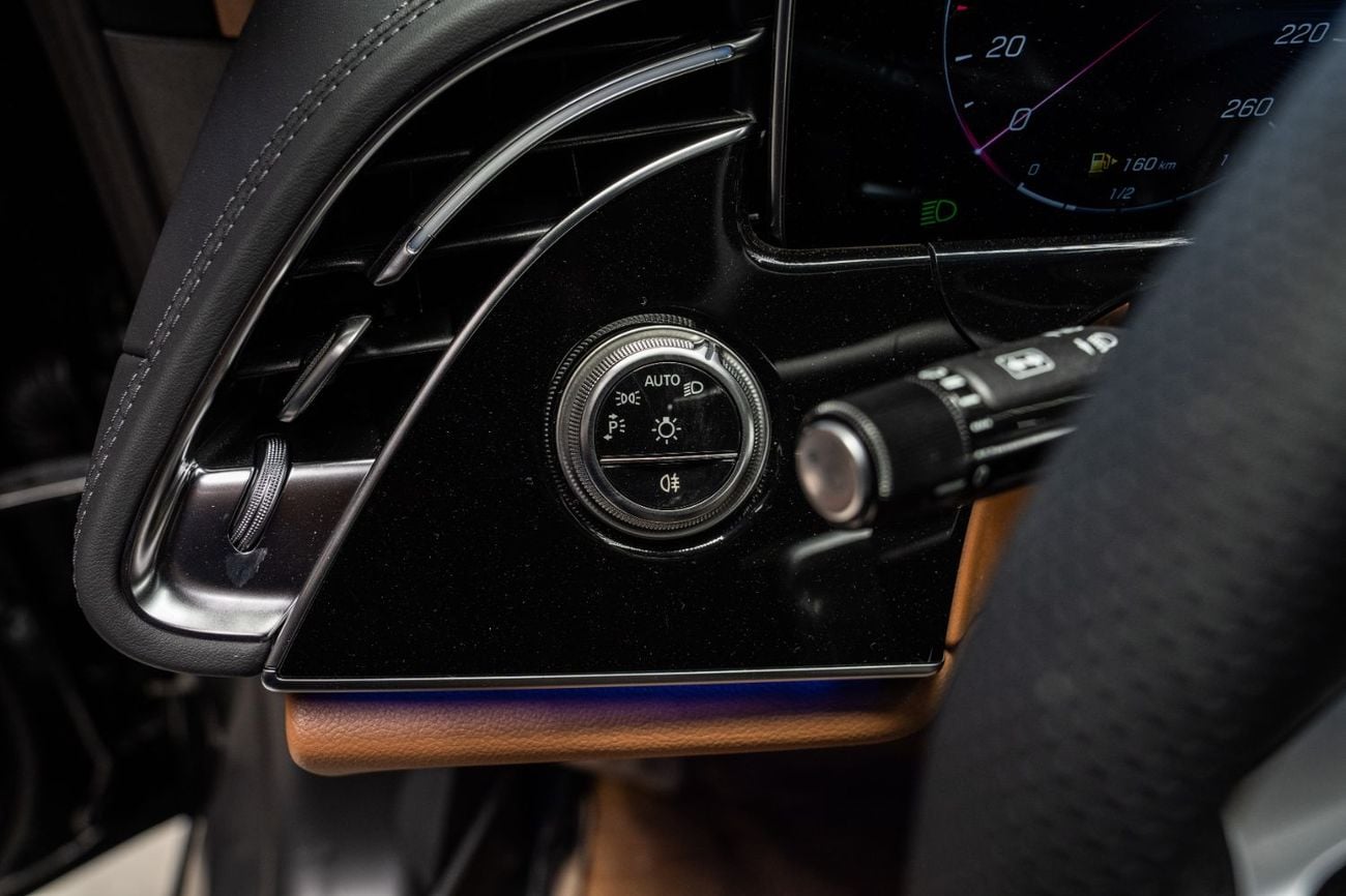 Mercedes Benz E300