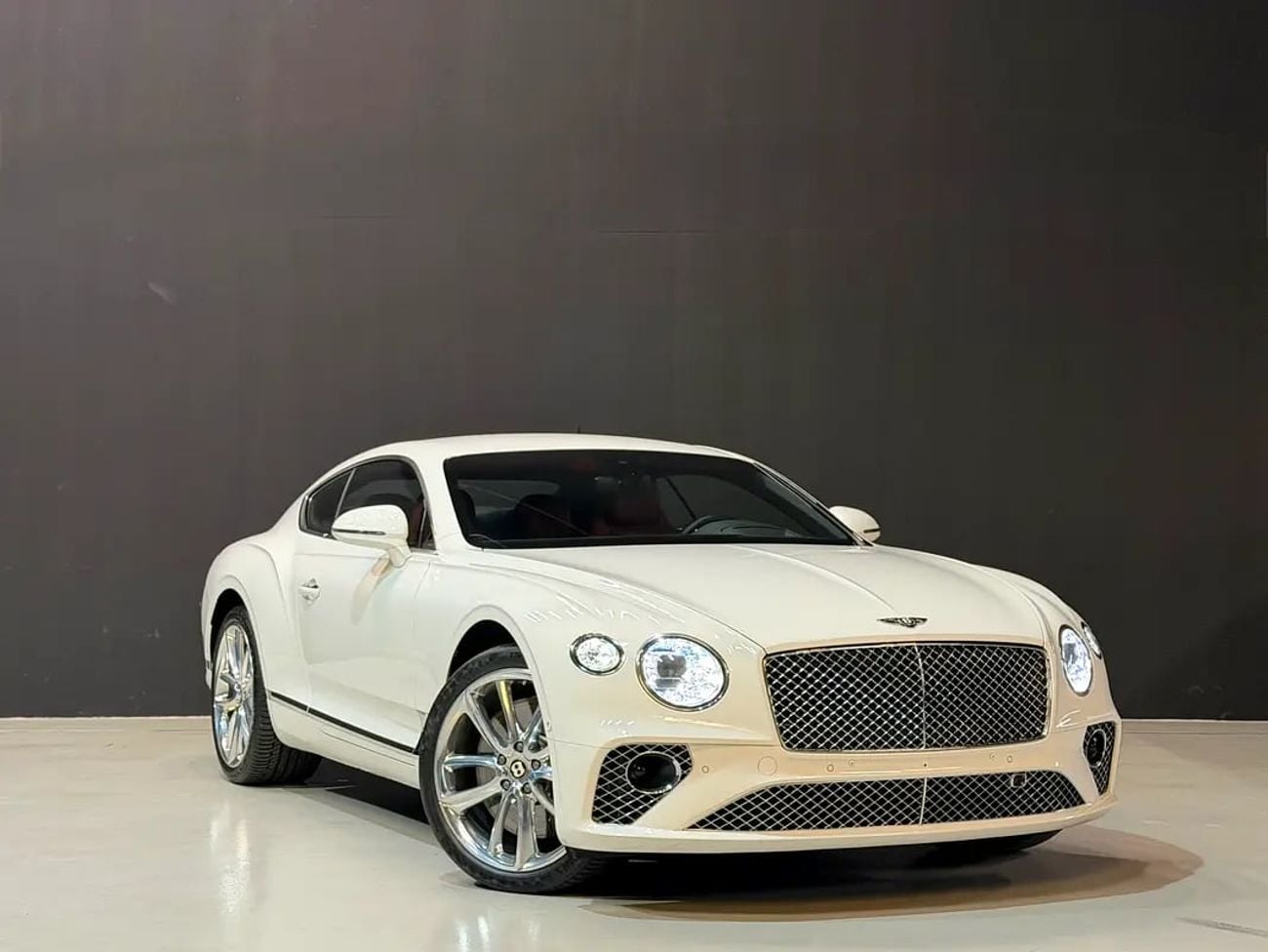 Bentley Continental GT GT W12 1020 GCC FHS World