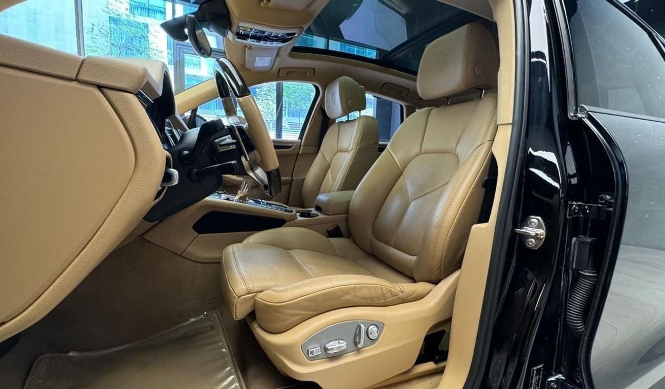 بورش ماكان S | 2015 | GCC Specs | Extended Warranty | Full Service History