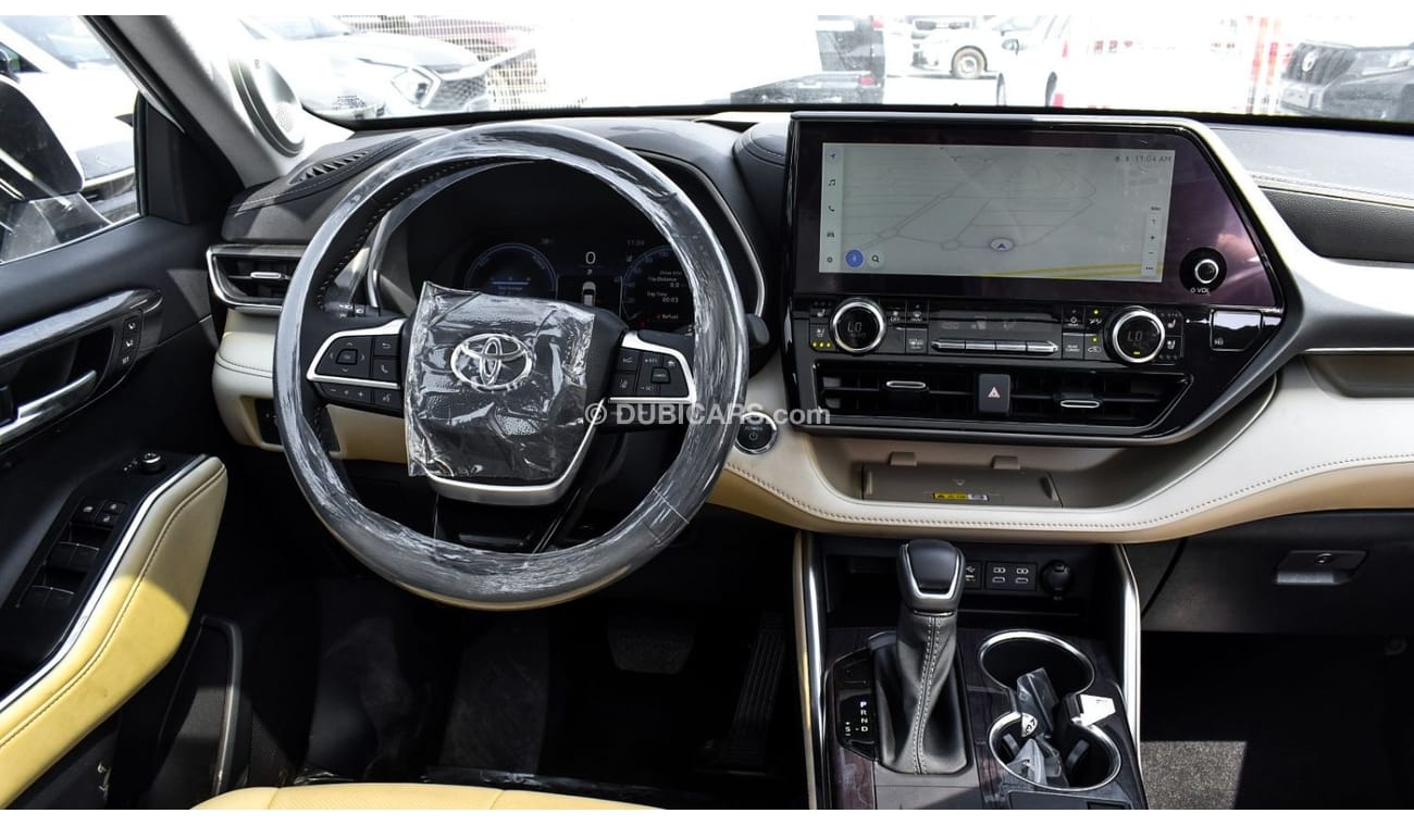 Toyota Highlander TOYOTA_HIGHLANDER_LIMITED_2.5L_HYBRID_2023_GCC_JBL_WHITE_BLACK