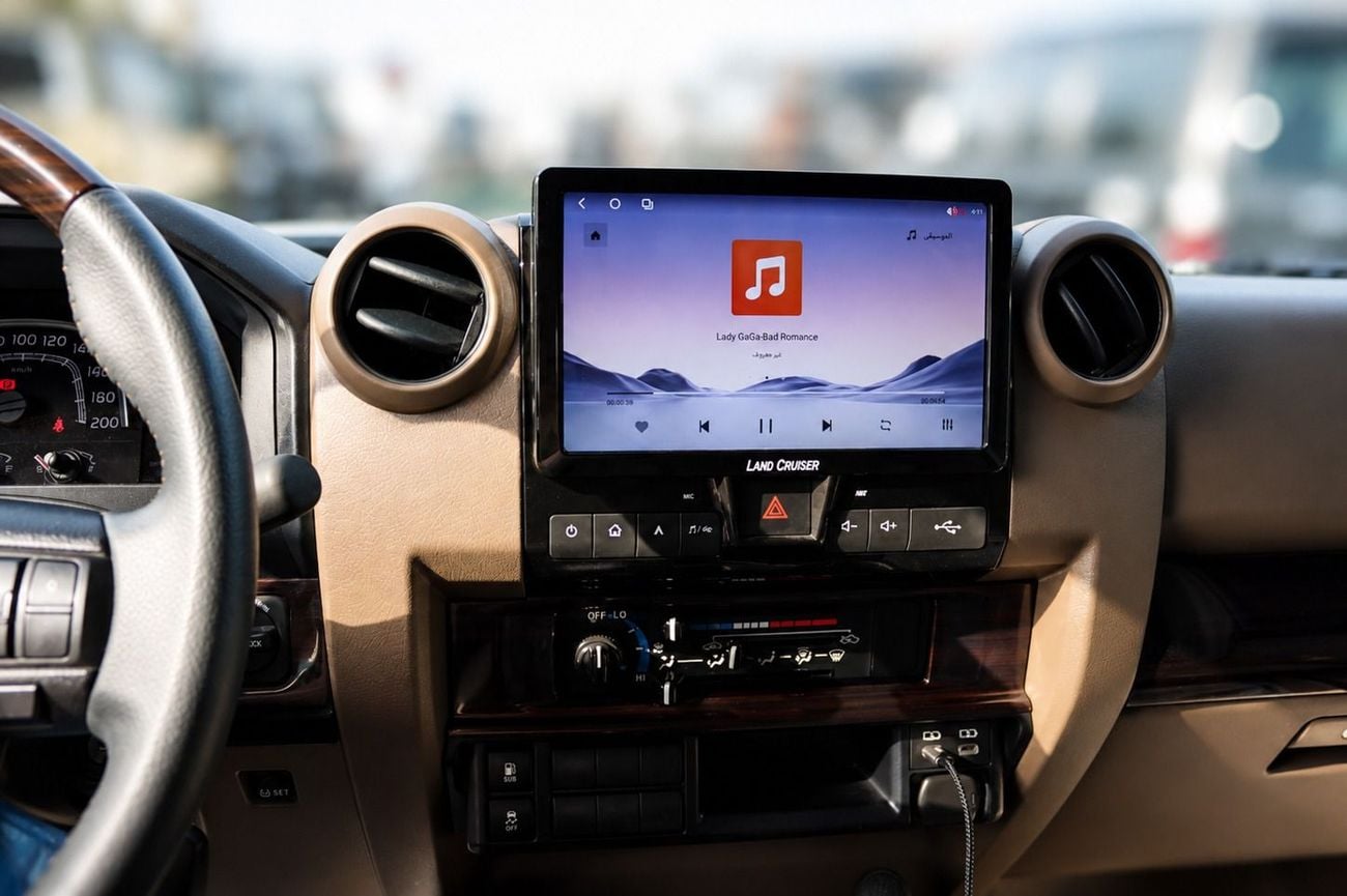 تويوتا لاند كروزر بيك آب LC79 2.8 DIESEL MANUAL بابان