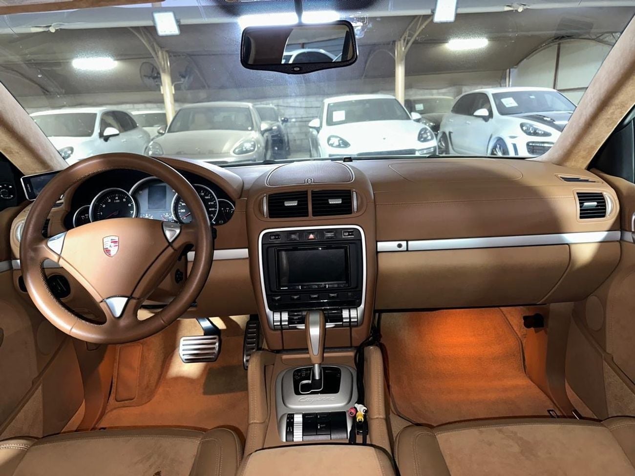 Porsche Cayenne PORSCHE CAYENNE GTS 2008 | SUNROOF | TWO KEYS | VERY LOW MILEAGE!