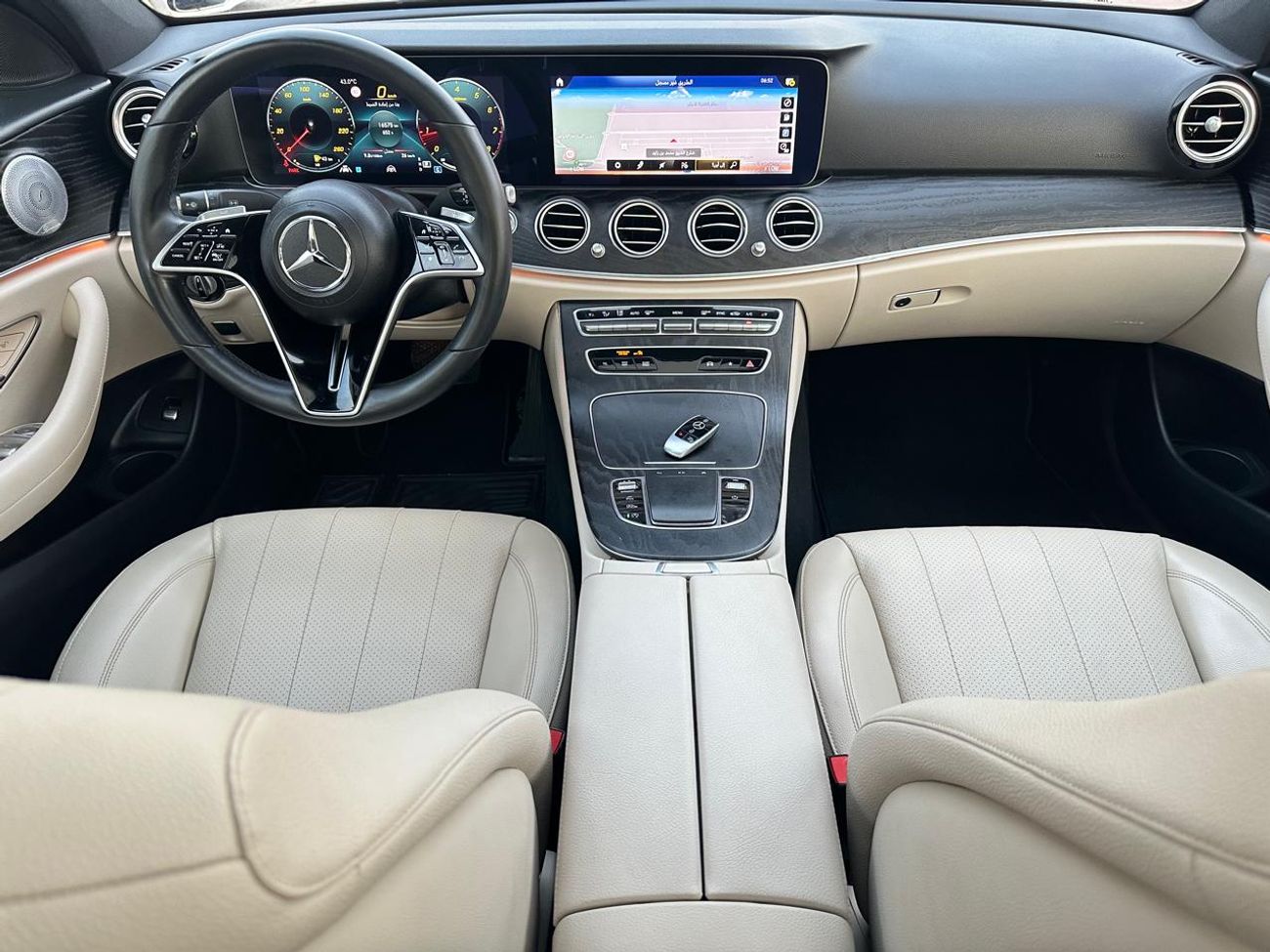 مرسيدس بنز E 350 Mercedes E350 KIT AMG_amercan_2021_Excellent Condition _Full option