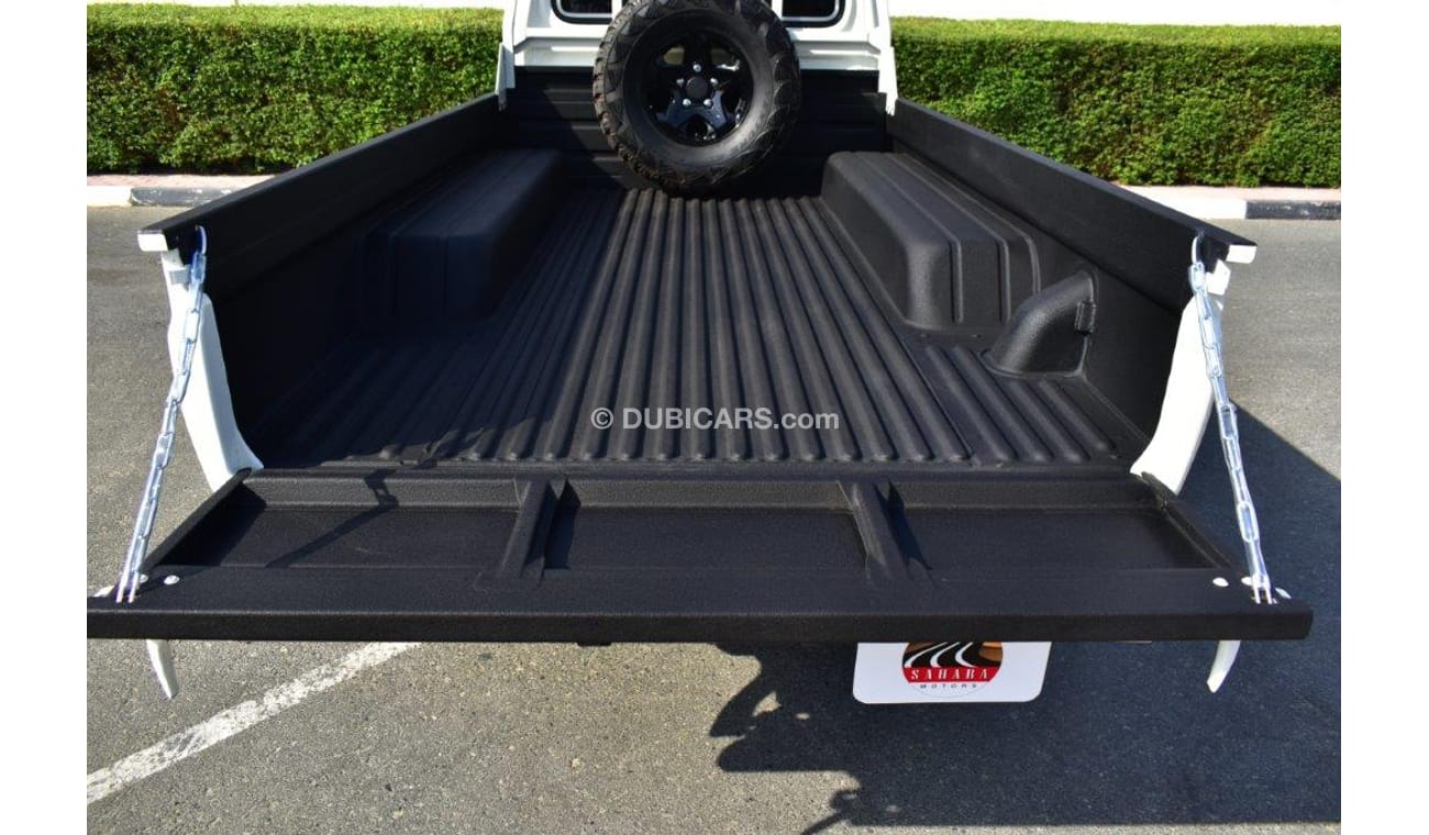 Toyota Land Cruiser Pick Up 79 DC PUP 6X6 V8 4.5L TURBO DIESEL  MANUAL– 70th ANNIVERSARY EDITION