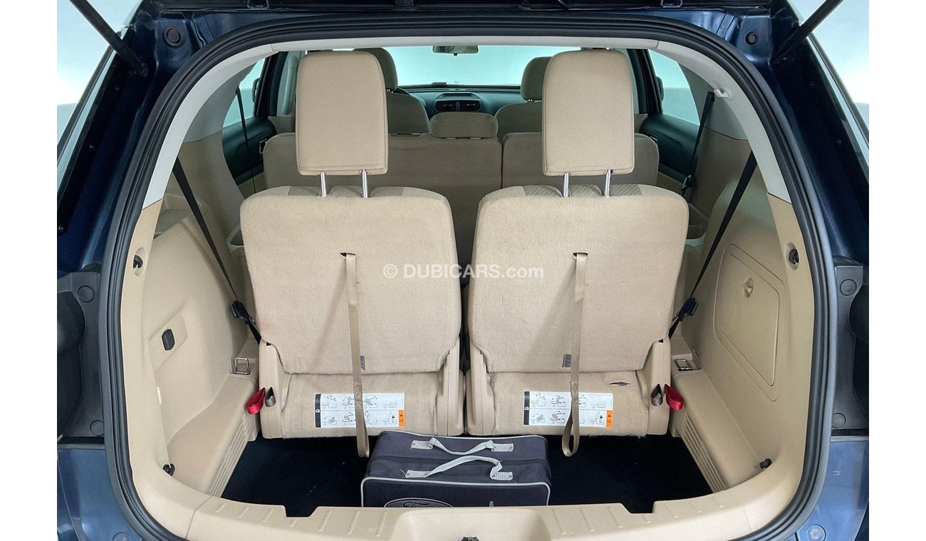 Ford Explorer XL / Standard