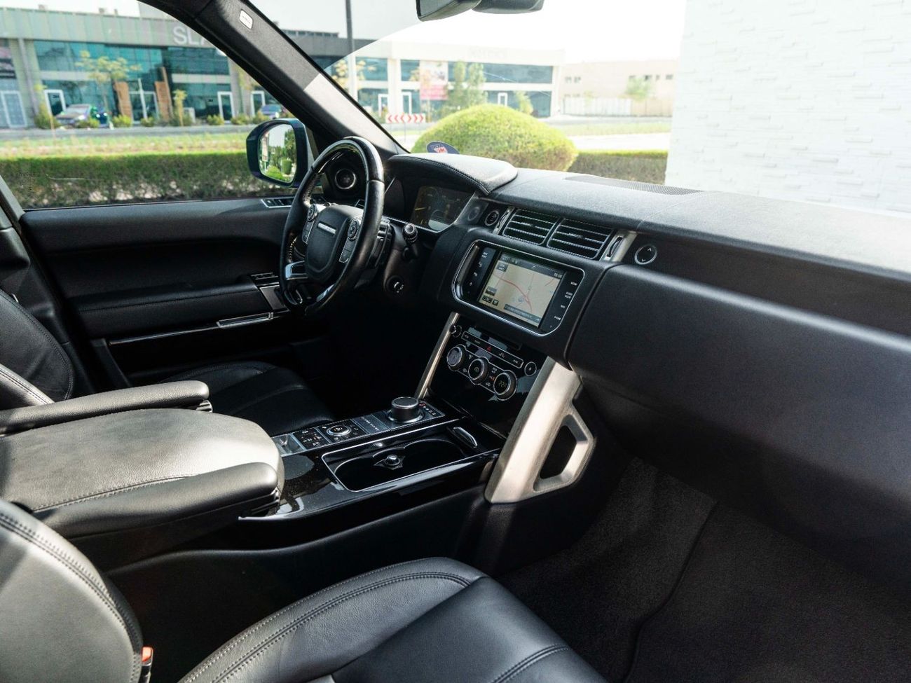 لاند روفر رينج روفر CASH OFFER!!! RANGE ROVER VOGUE HSE 5L V8 AWD LE • GCC SPECS • PRISTINE CONDITION