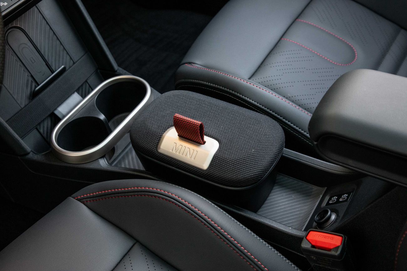 ميني كوبر 2,742 P.M | Cooper Cooper JCW | 0% Downpayment | Perfect Condition!