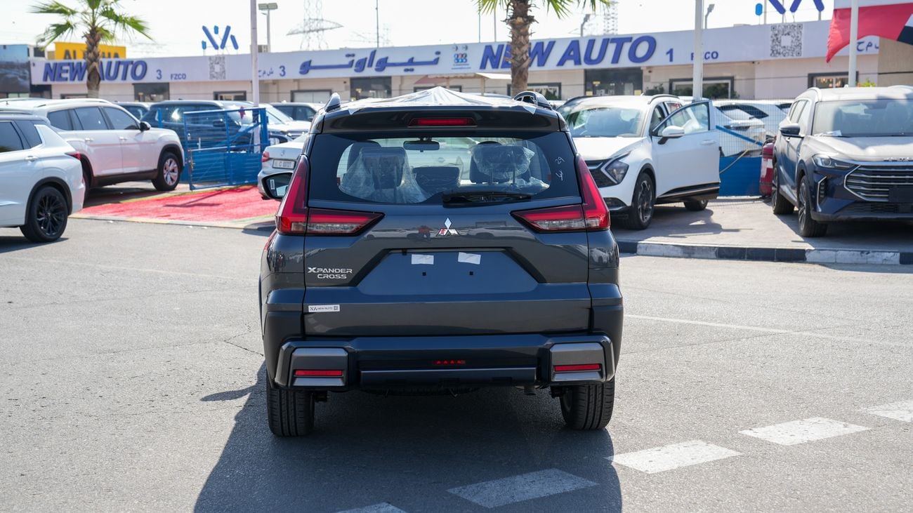 ميتسوبيشي إكسباندر كروس