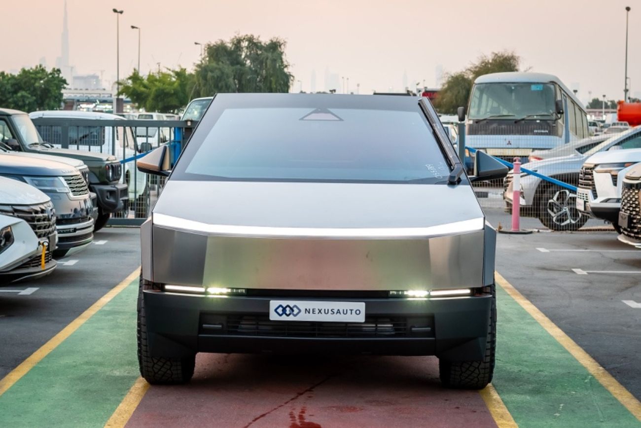 Tesla Cybertruck DUAL MOTORS FOUNDATION SERIES