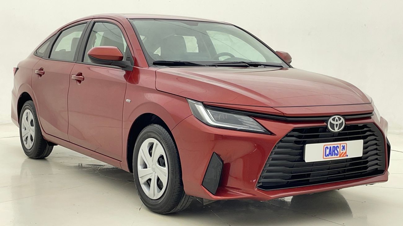 تويوتا يارس E 1.5 | بدون دفعة مقدمة | اختبار القيادة في المنزل