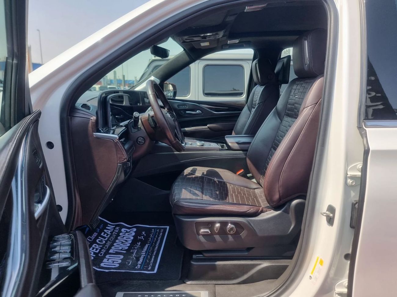 كاديلاك إسكالاد Premium Luxury Platinum 6.2L 4WD