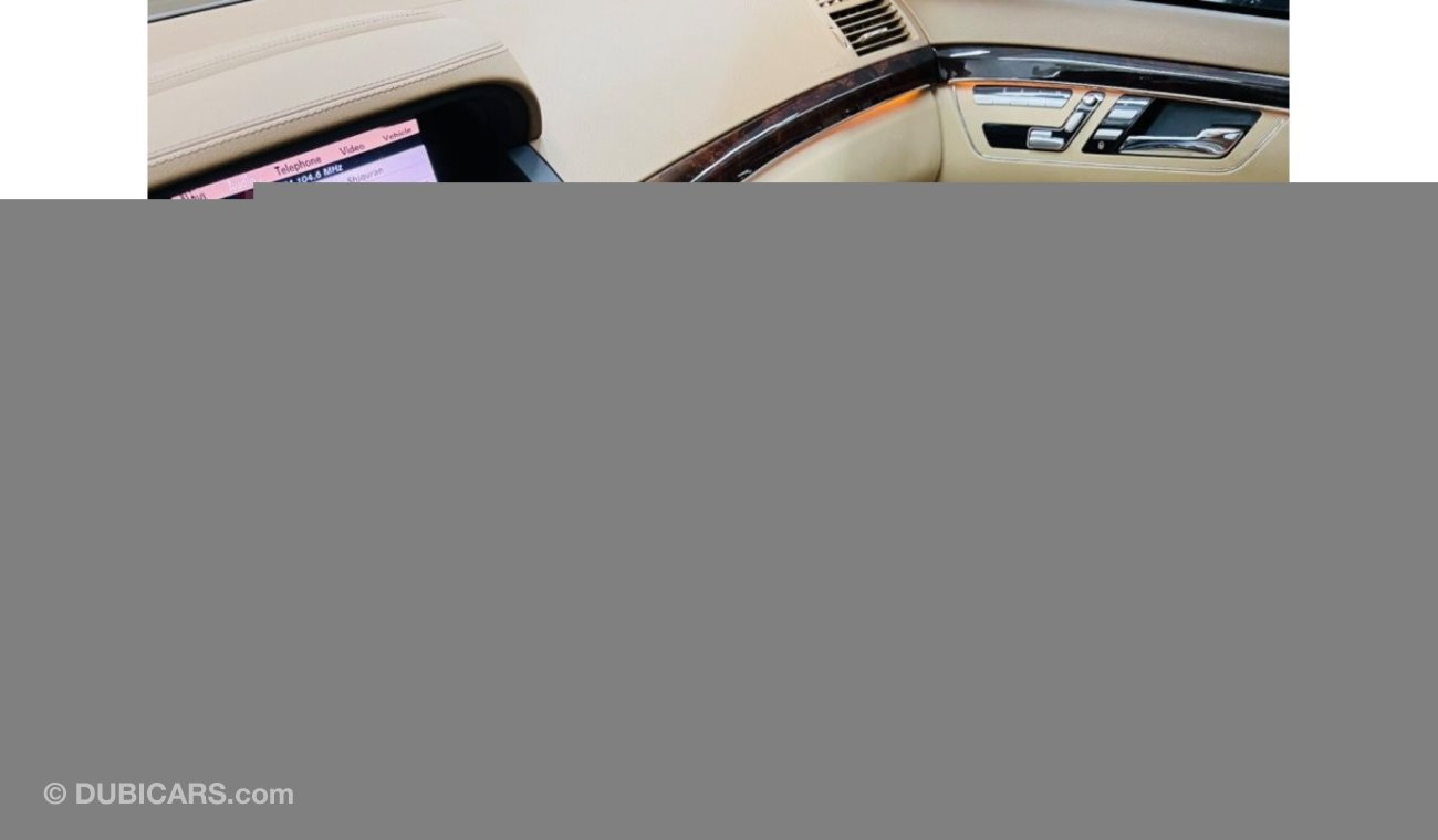 Mercedes-Benz S 350 AMG GCC .. FSH .. Panoramic .. Perfect Condition .. AMG