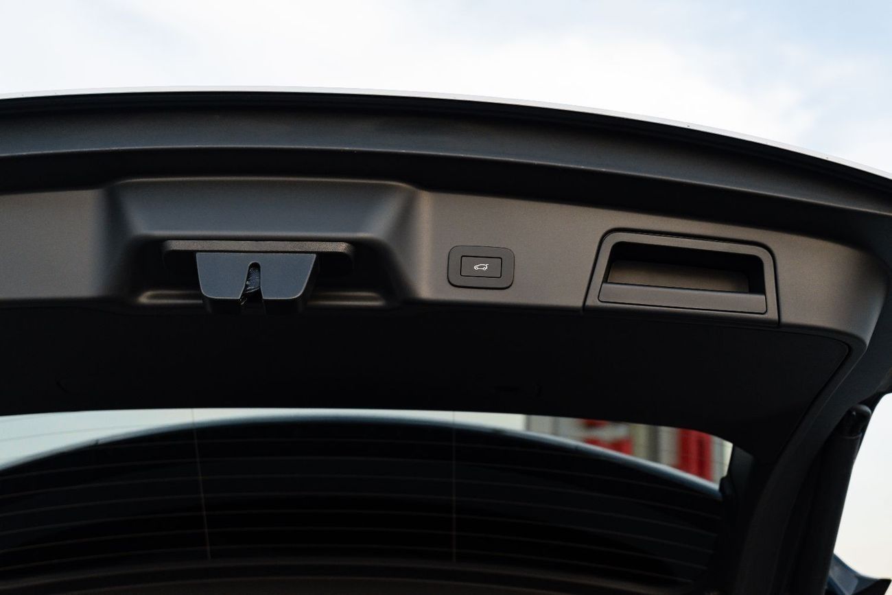 Land Rover Range Rover Evoque 2025 | RANGE ROVER EVOQUE 249PS PREMIUM HONOR