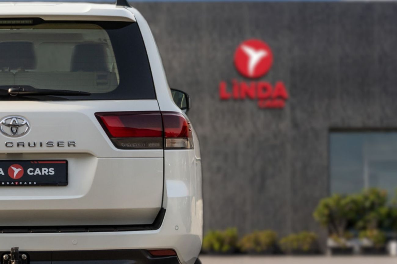 Toyota Land Cruiser EXR Toyota Land Cruiser EXR 2022 GCC | Warranty