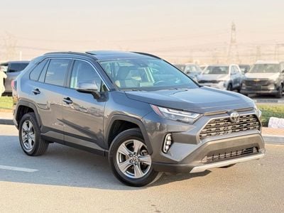 Toyota RAV4 XLE Full Option 2022 with sunroof, push start