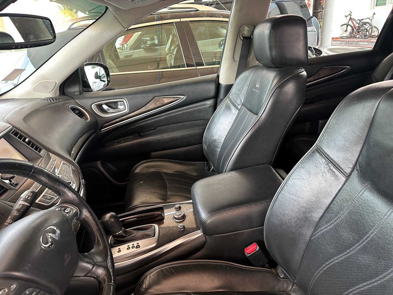 إنفينيتي JX35 Luxury 3.5L