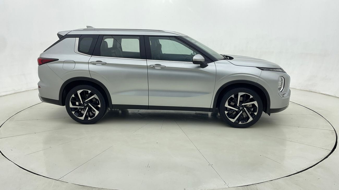 ميتسوبيشي آوتلاندر 2024 H/L+ SYN LEATHER | AED 1504/Month | 20% DP | 30 Day Return | Warranty | Service History