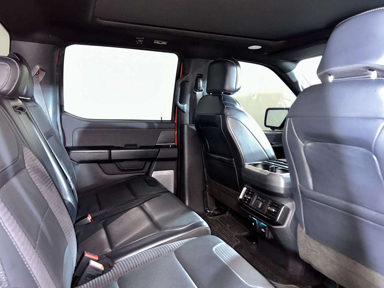 فورد إف-150 رابتور 5.2L V8