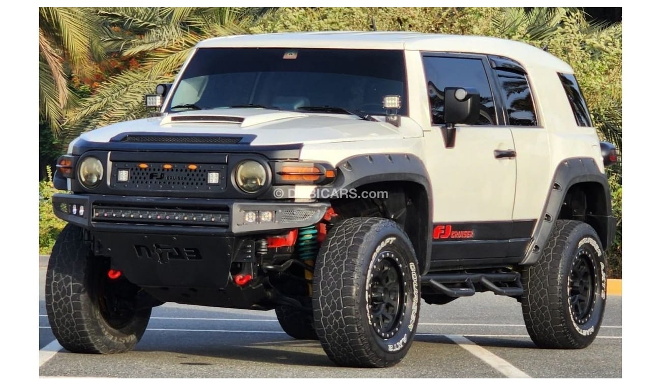 تويوتا إف جي كروزر GXR