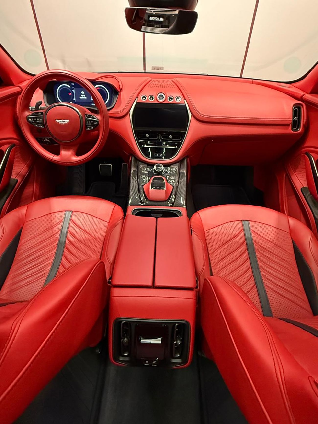 Aston Martin DBX 707 | GCC Specs | Dealer Warranty & Service Contract