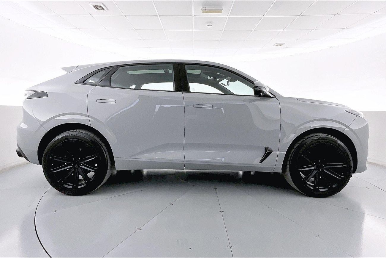 تشنجان يوني ك Limited | عرض العيد الحصري | خالية من أضرار الفيضانات