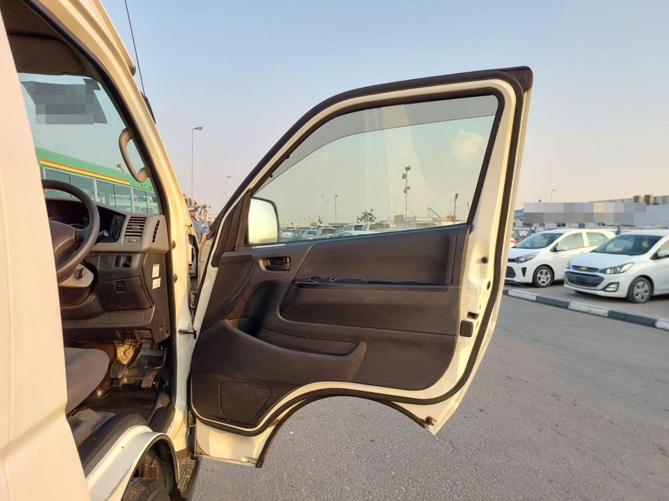 تويوتا هاياس TOYOTA HIACE VAN RHD 2013 MODEL 3.0 L DIESEL AUTOMATIC(PM11947)