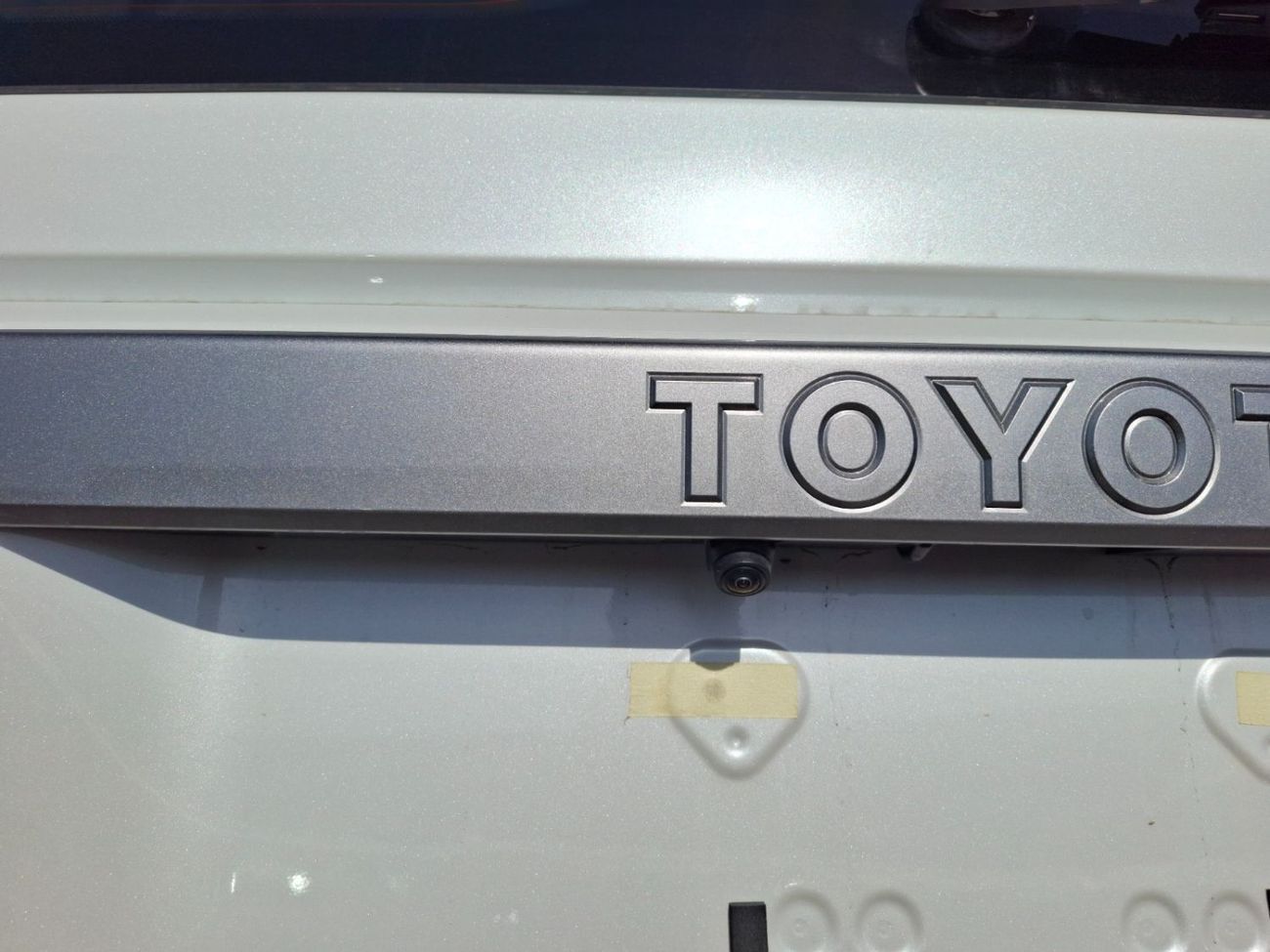 Toyota Prado Toyota Prado 2.4L 2024 GCC White Petrol All Rounder