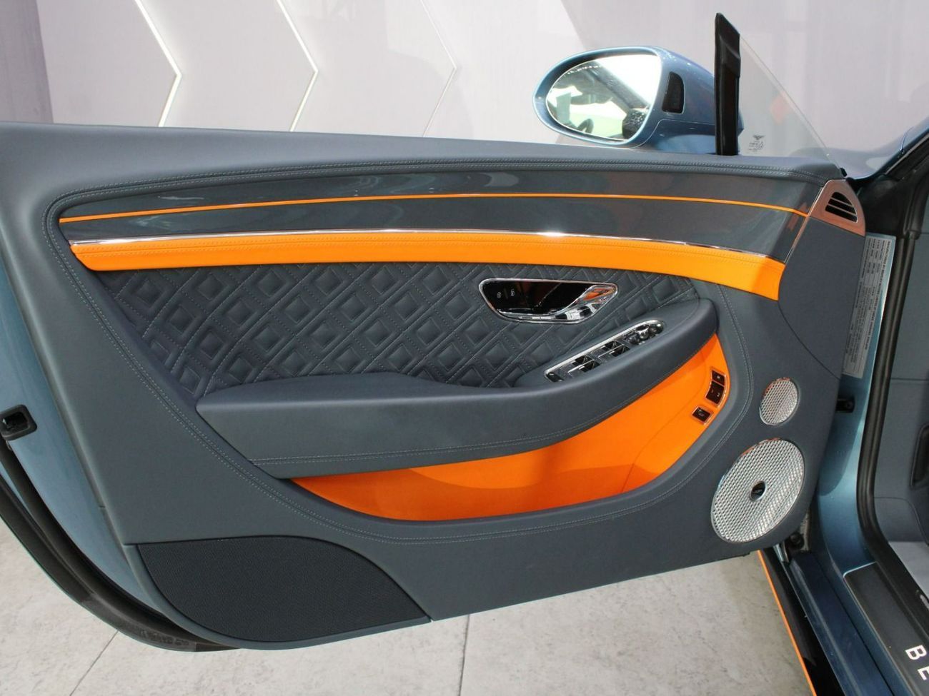 Bentley Continental GT 4.0T V8