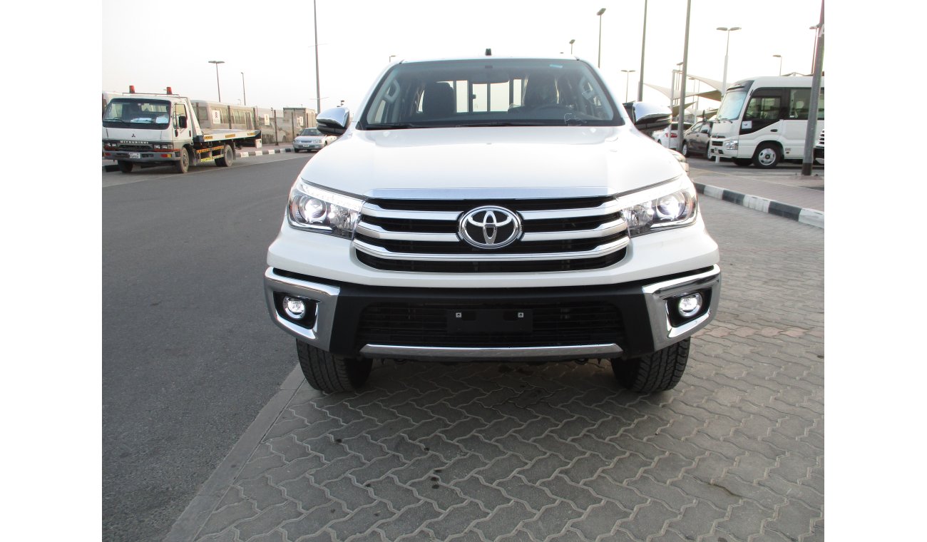 Toyota Hilux 2.7L Petrol Double Cab SR5 Auto (FOR EXPORT OUTSIDE GCC COUNTRIES)