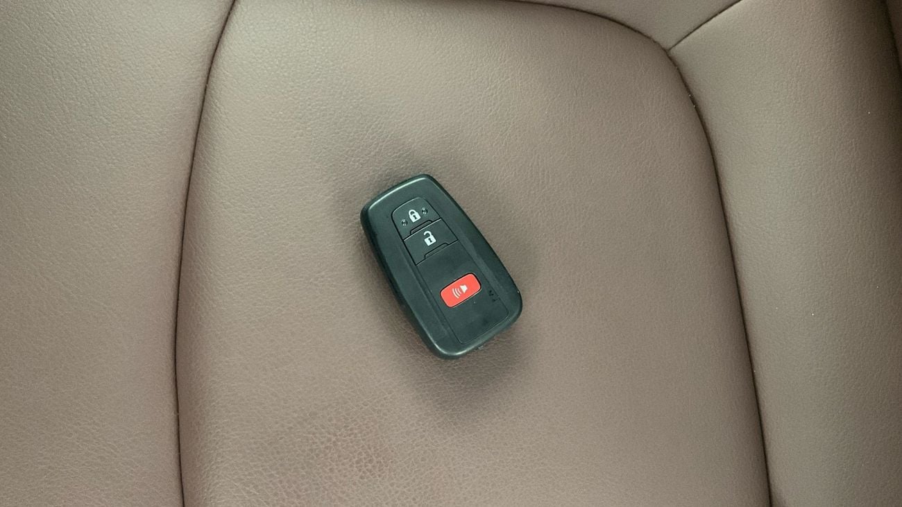 Toyota Corolla Cross 1.8L GLI (HEV) GLI | Guaranteed Warranty | 0 Down Payment