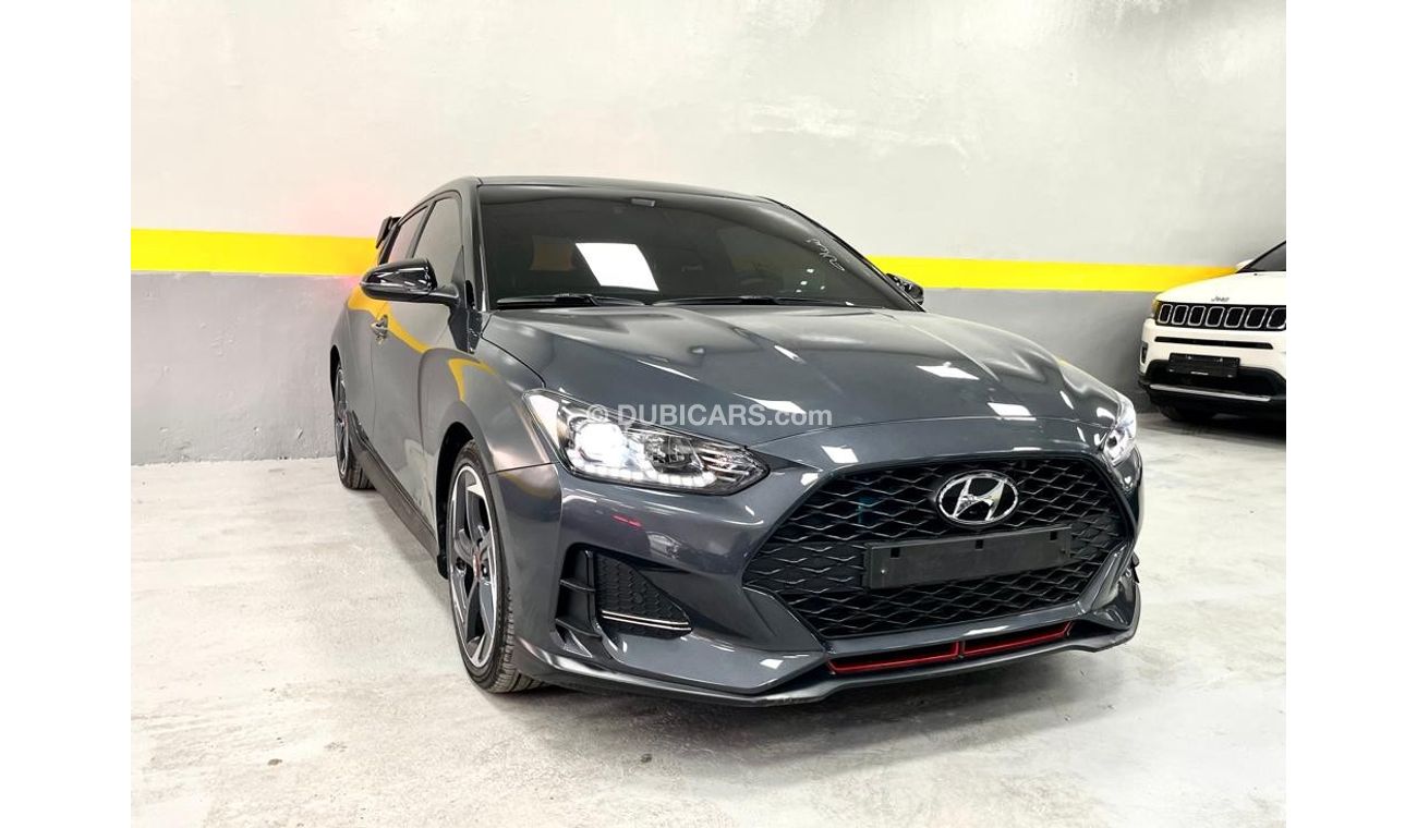 Hyundai Veloster Hyundai Veloster turbo s 2018 Perfect conditions original body paint